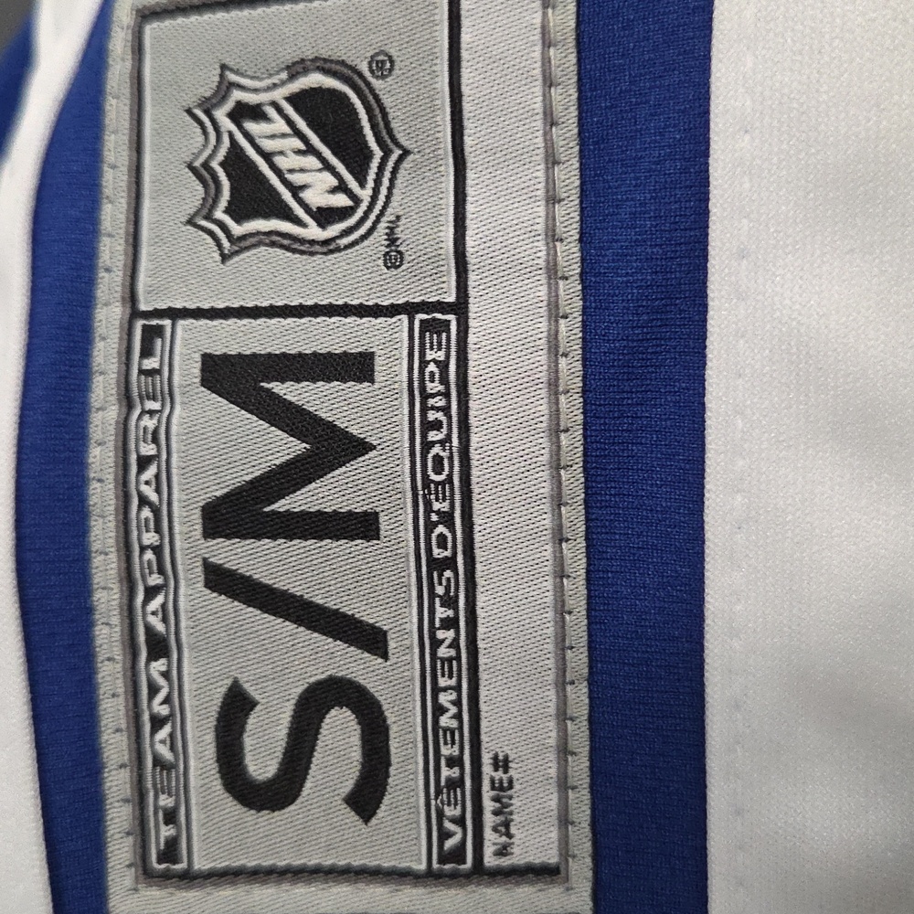 Toronto Maple Leafs  licenced NHL hockey jersey - Picture 4 of 6